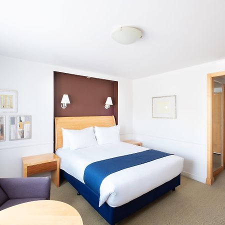 Holiday Inn London-Bexley By Ihg Bagian luar foto