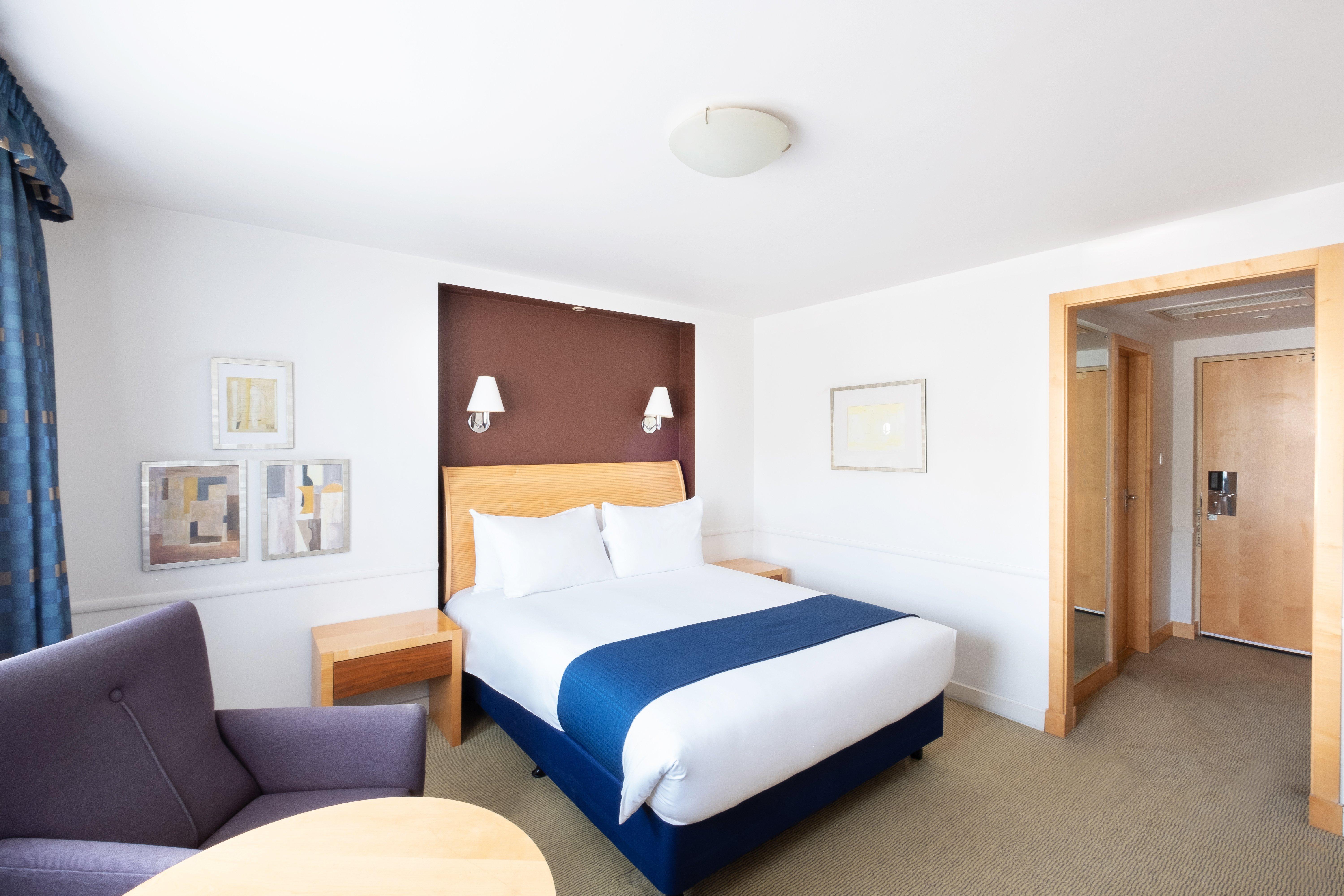 Holiday Inn London-Bexley By Ihg Bagian luar foto