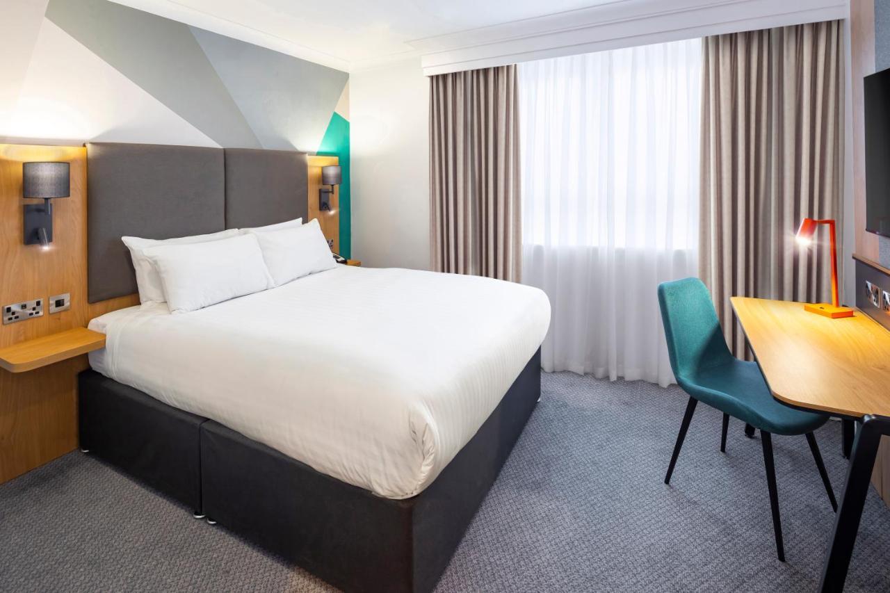 Holiday Inn London-Bexley By Ihg Bagian luar foto