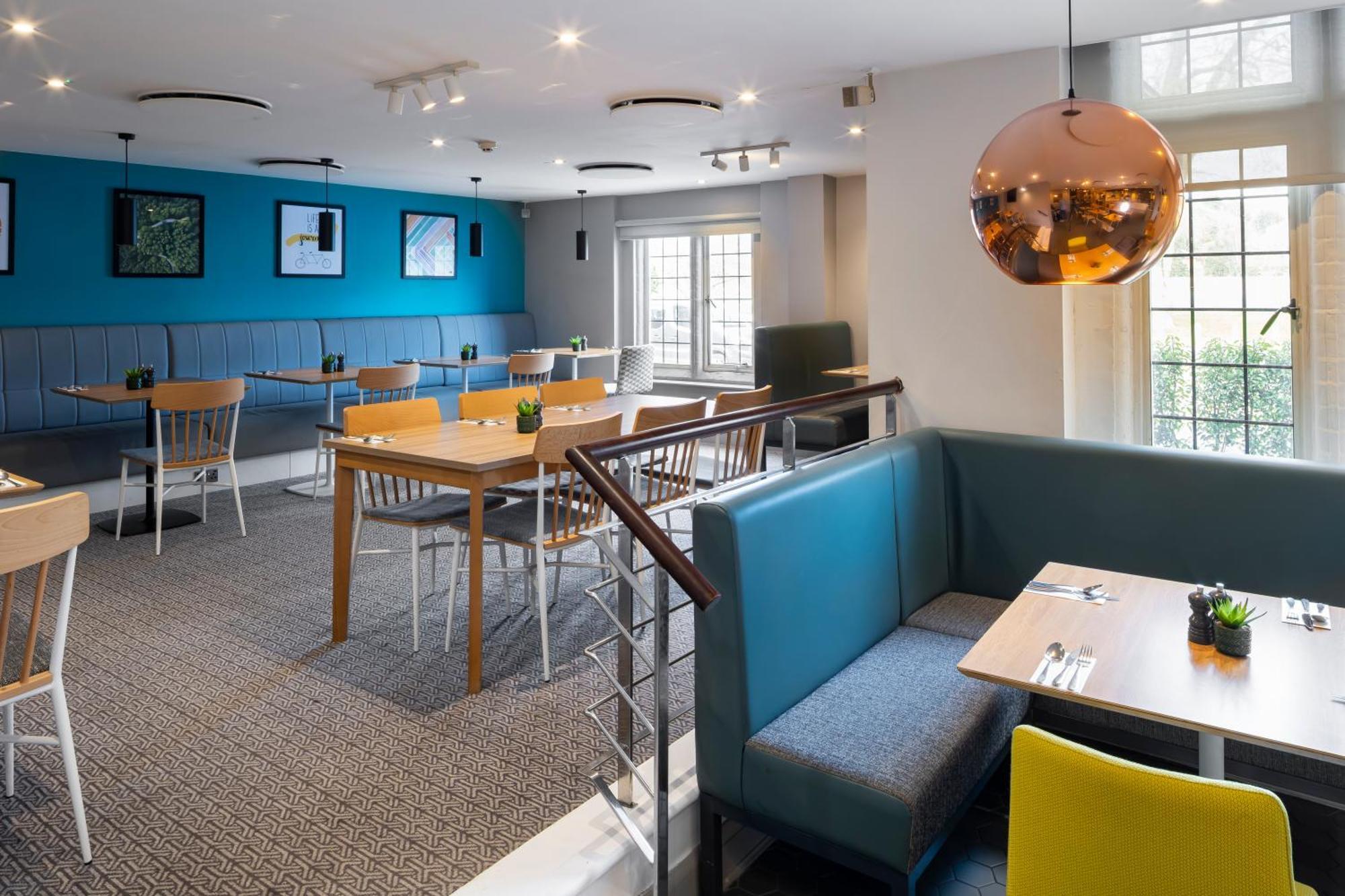 Holiday Inn London-Bexley By Ihg Bagian luar foto