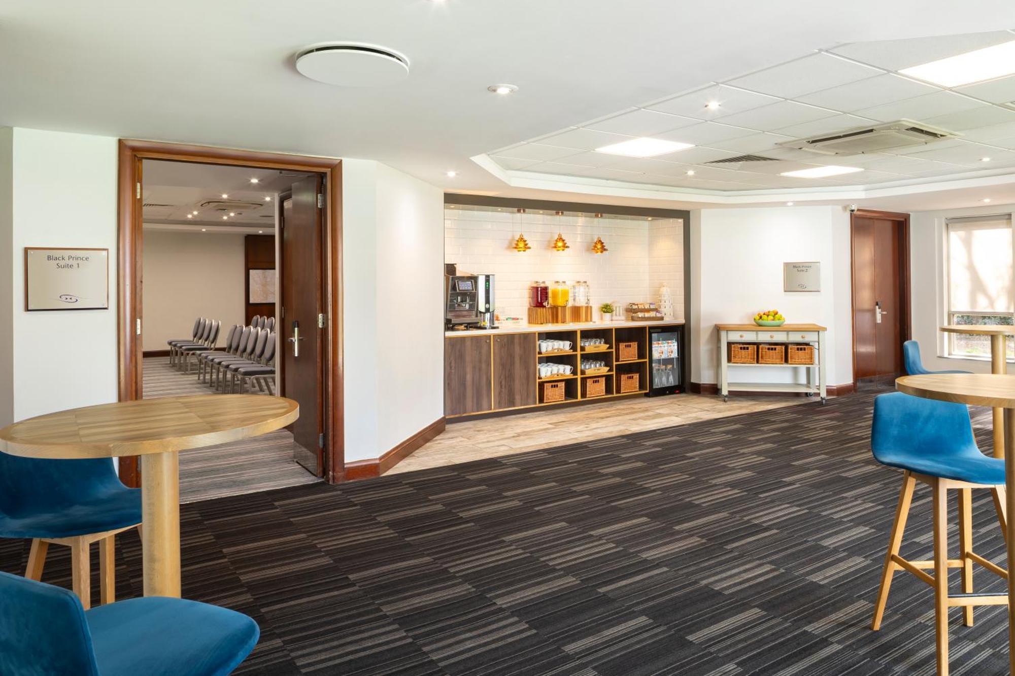 Holiday Inn London-Bexley By Ihg Bagian luar foto