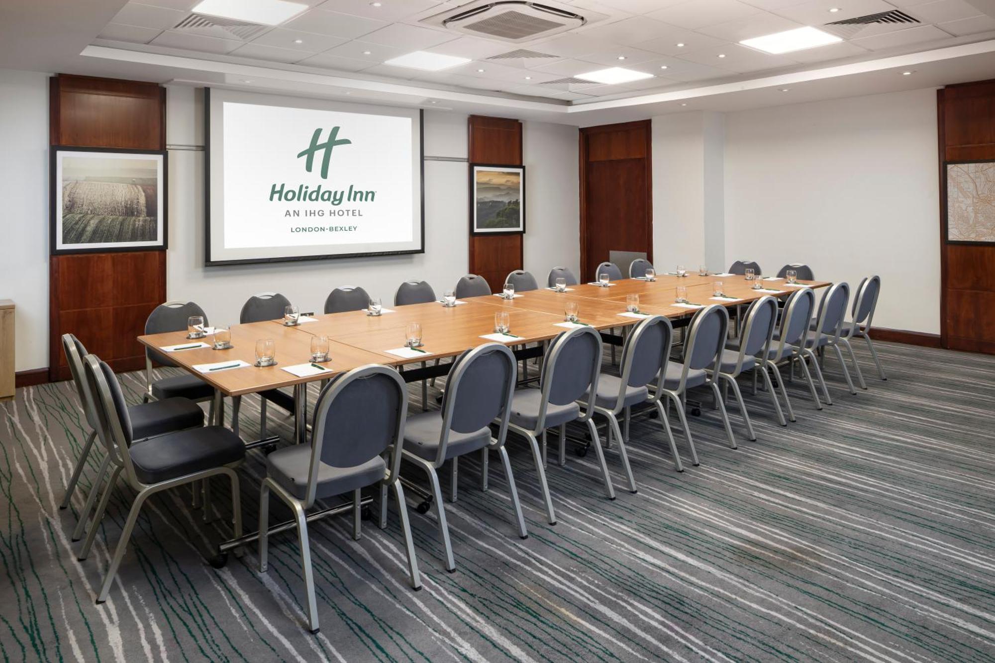 Holiday Inn London-Bexley By Ihg Bagian luar foto