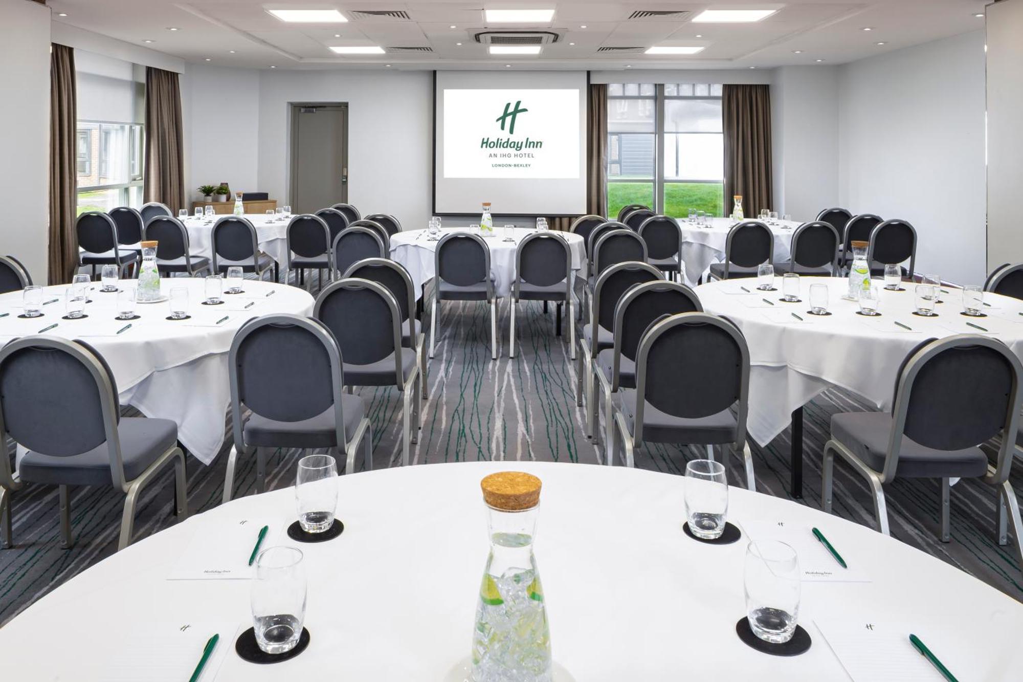 Holiday Inn London-Bexley By Ihg Bagian luar foto